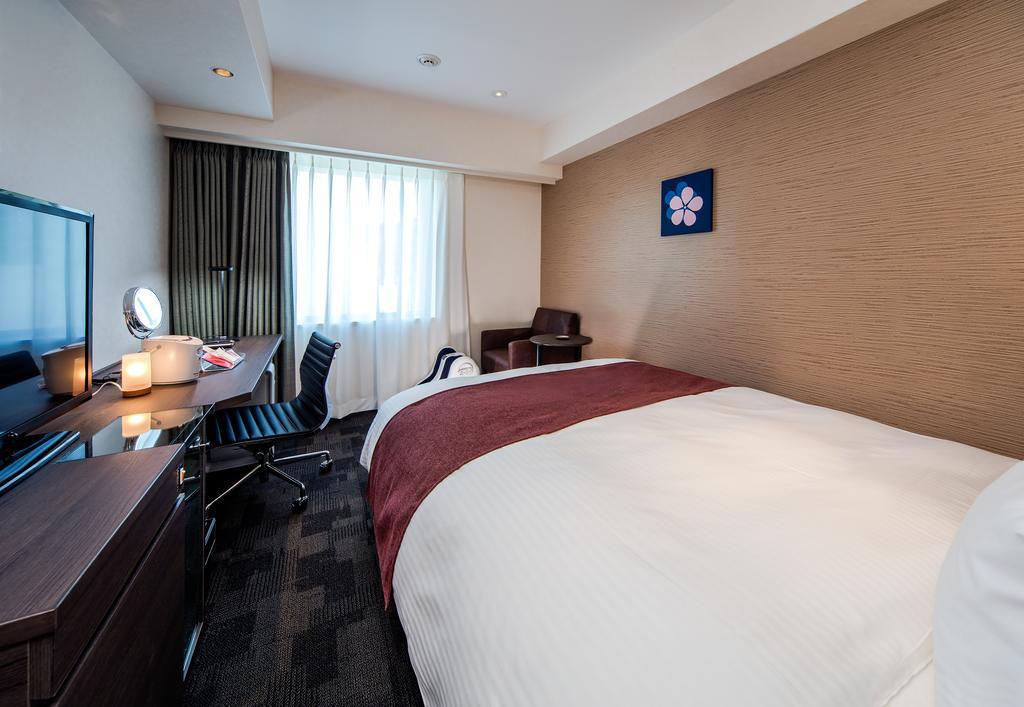 Daiwa Roynet Hotel Tokushima Ekimae Zewnętrze zdjęcie